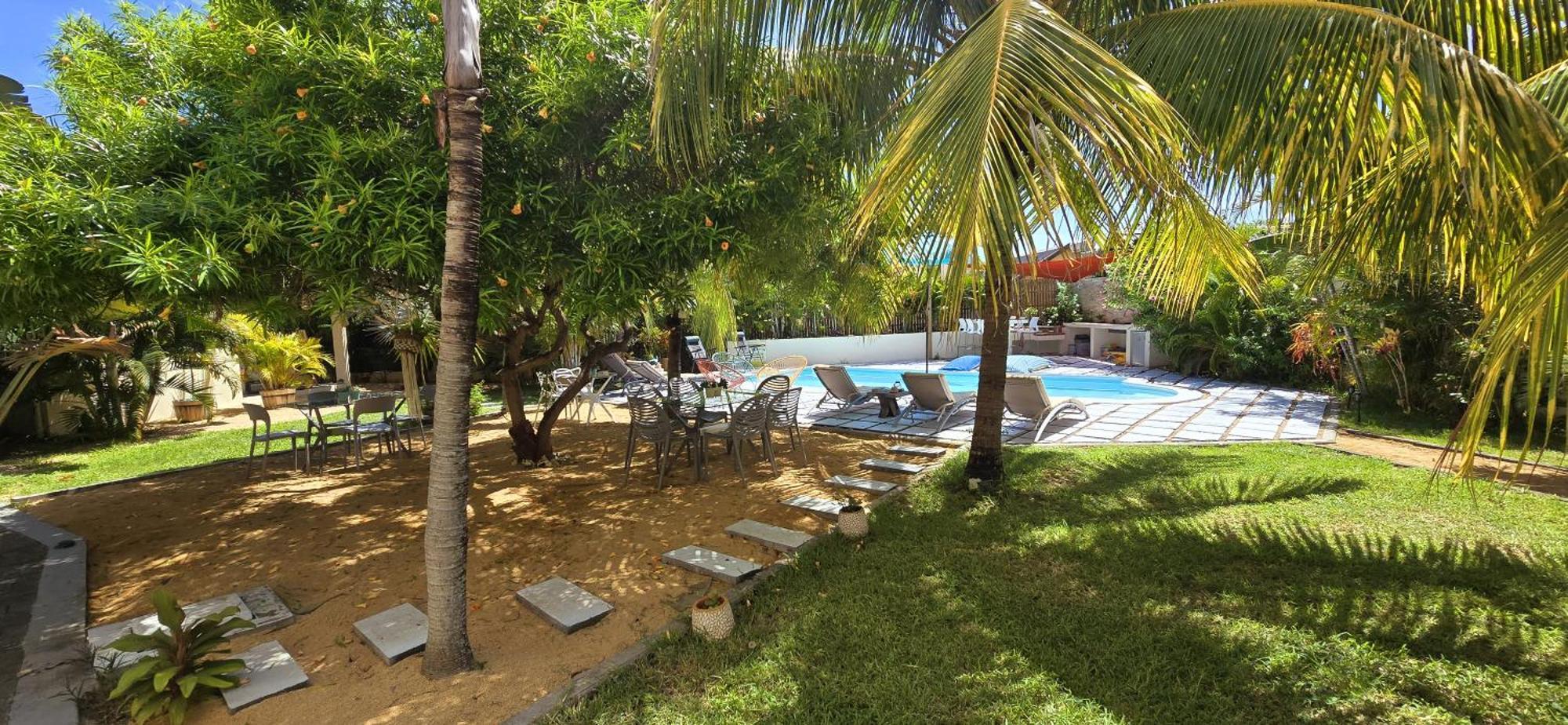Lakaz Del Sol - Modern And Elegant Apartments With Luxurious Garden, Pool And Barbecue Area - Tourism Permit Certified Tamarin Ngoại thất bức ảnh